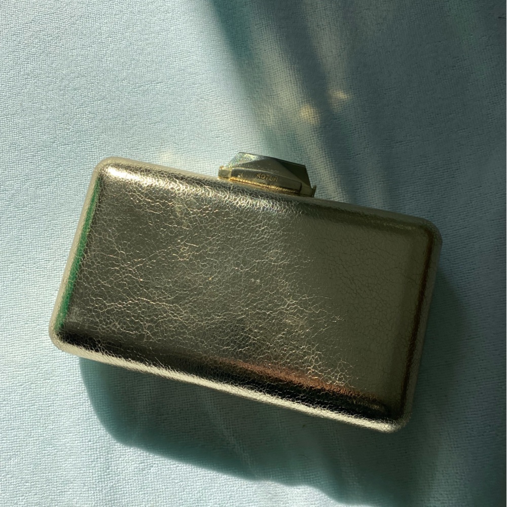 Kotur gold clutch w chain